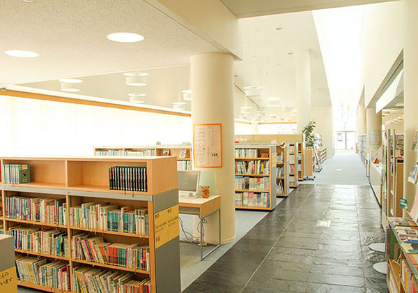文化センター（図書館）